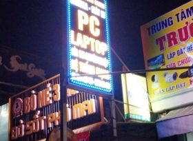   BẢNG HIỆU ĐÈN LED BÀU BÀNG   