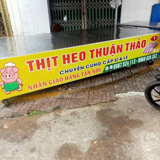  bạn muốn thiết kế bảng hiệu Thu Hút Khách Hàng Ngay Từ Cái Nhìn Đầu Tiên.